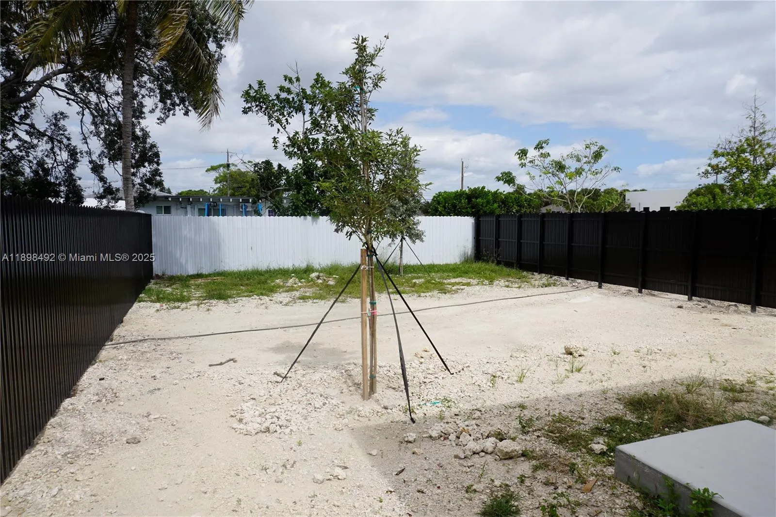 12389 SW 220 ST