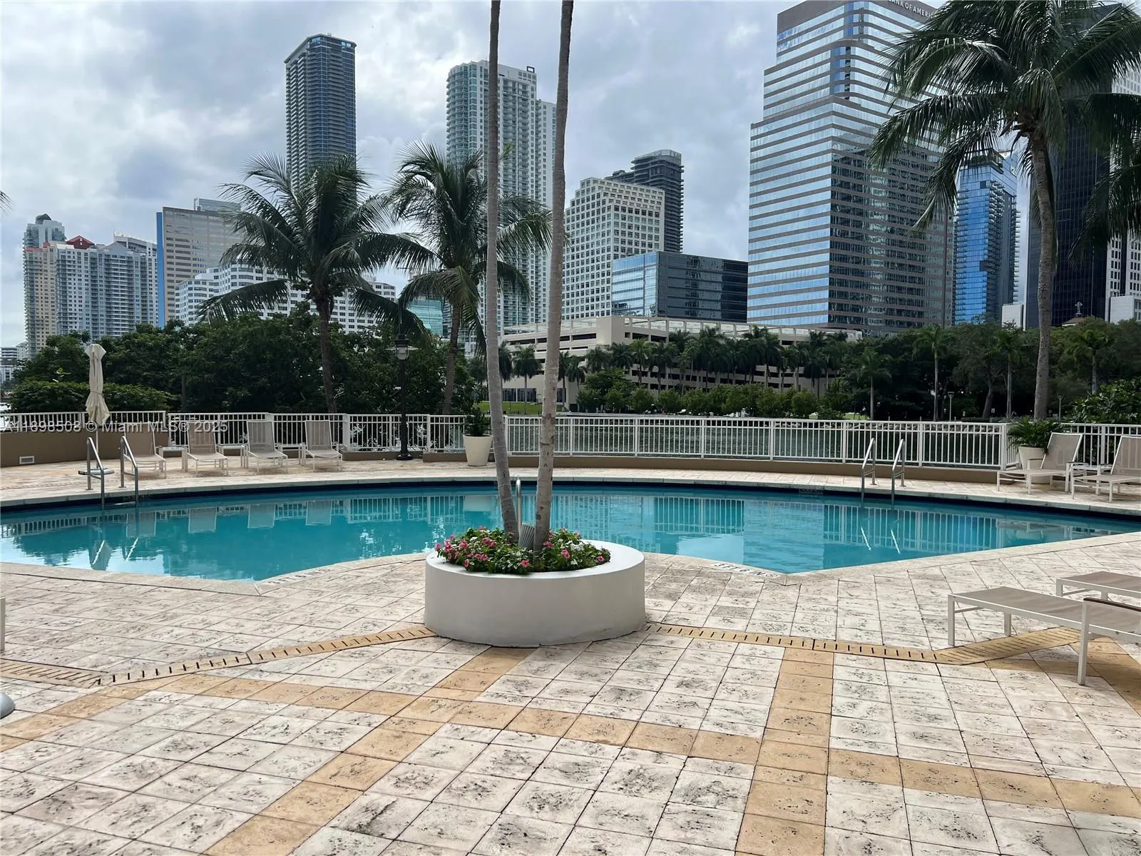801 Brickell Key Blvd, #1012