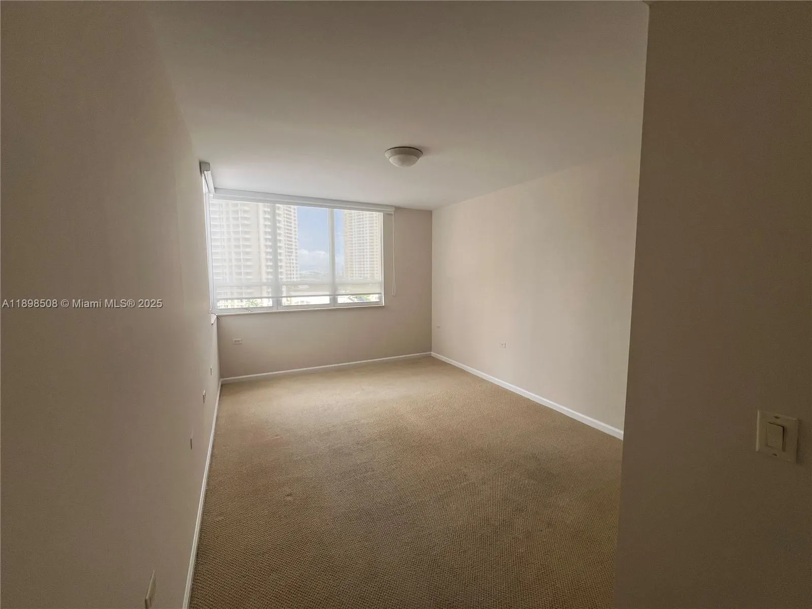 801 Brickell Key Blvd, #1012