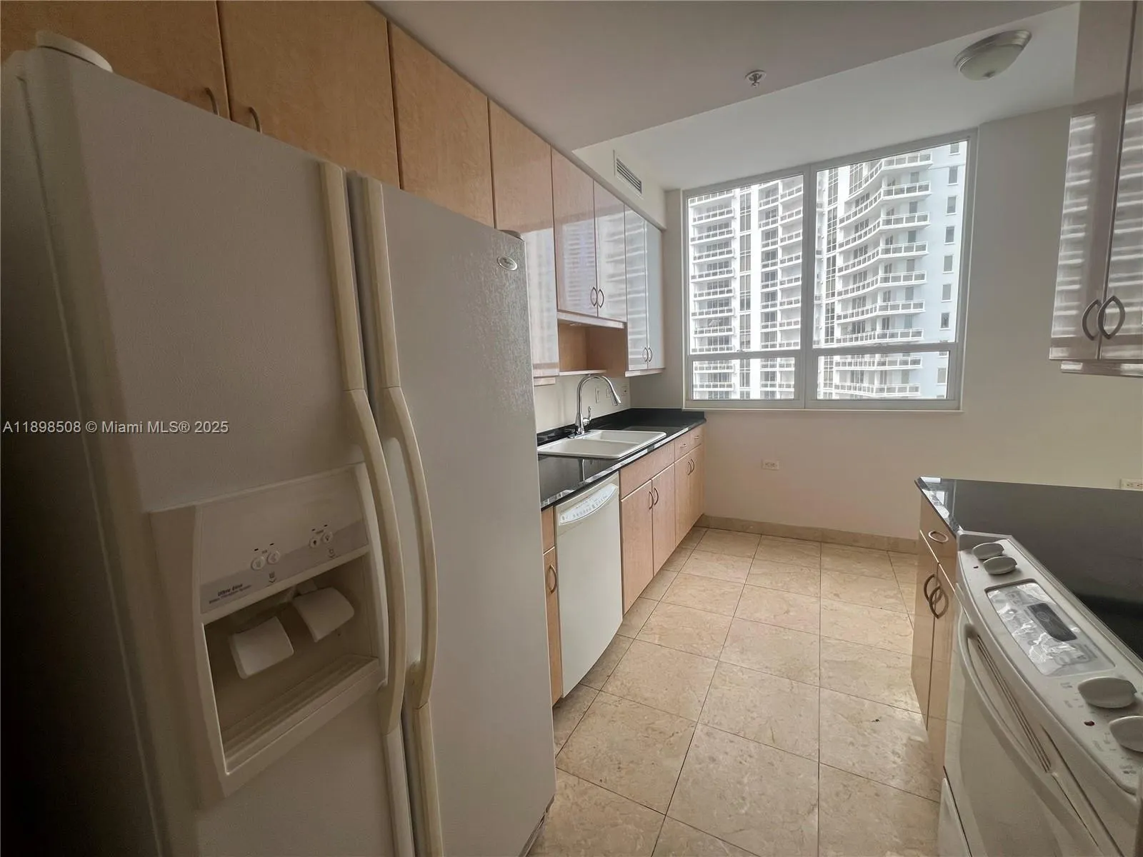 801 Brickell Key Blvd, #1012