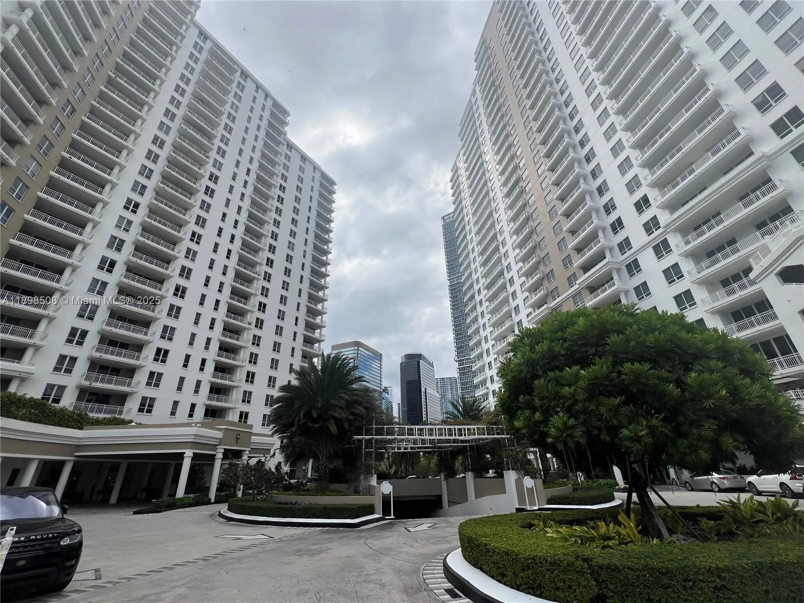 801 Brickell Key Blvd, #1012