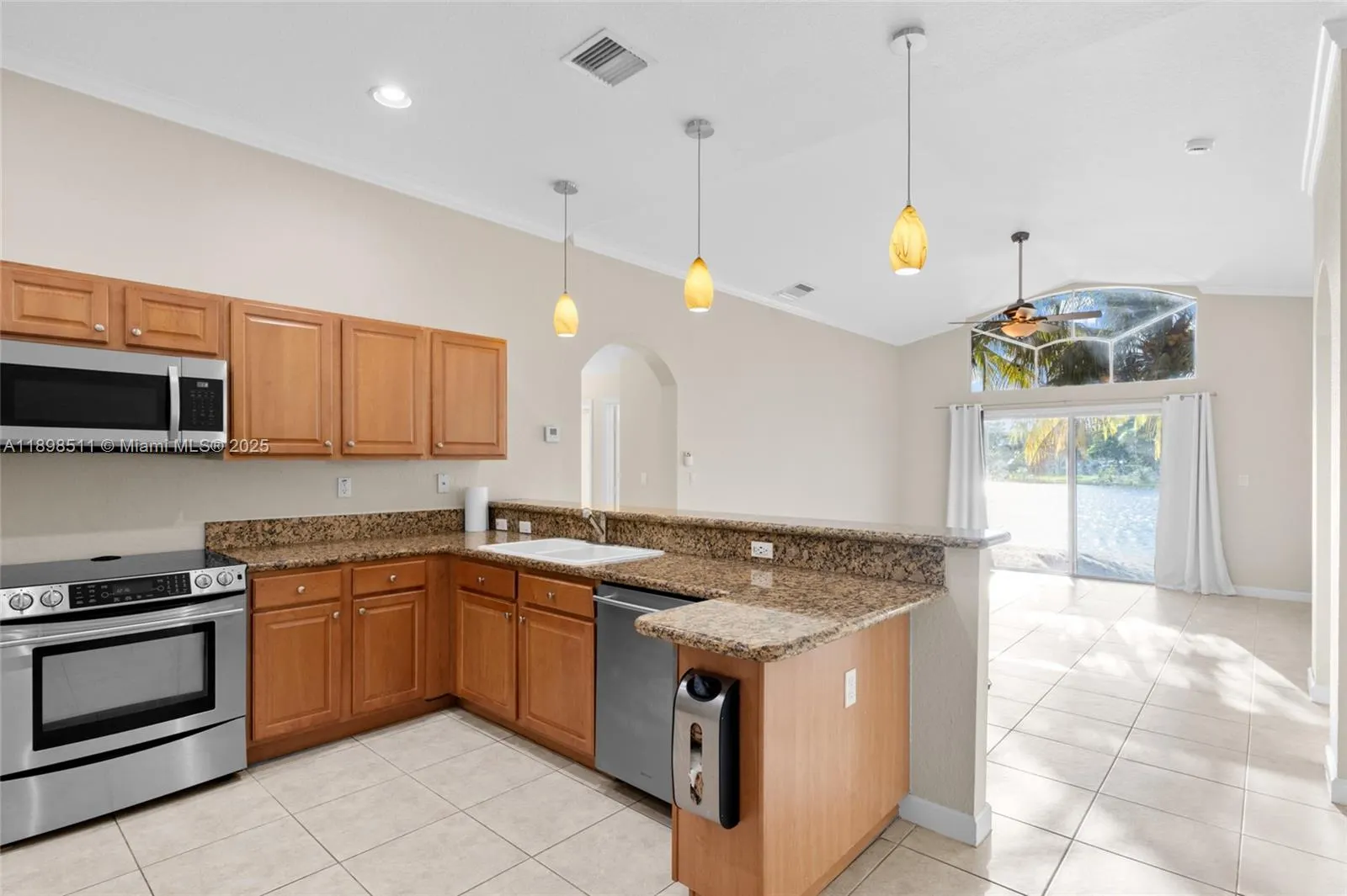 22032 SW 95th Pl