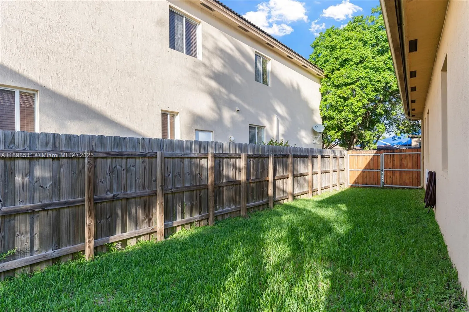 22032 SW 95th Pl