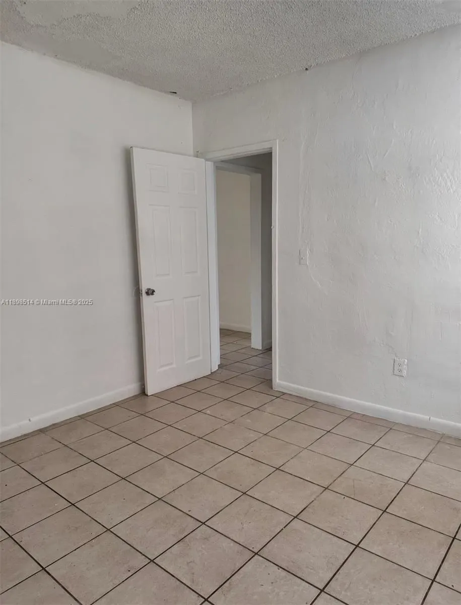 1601 NW 62nd St, #19