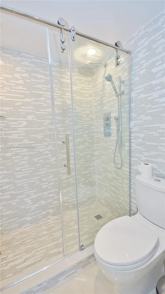 100 Bayview Dr, #308