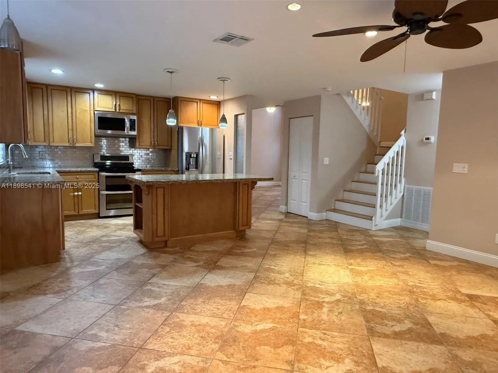 8152 Mystic Harbor Cir