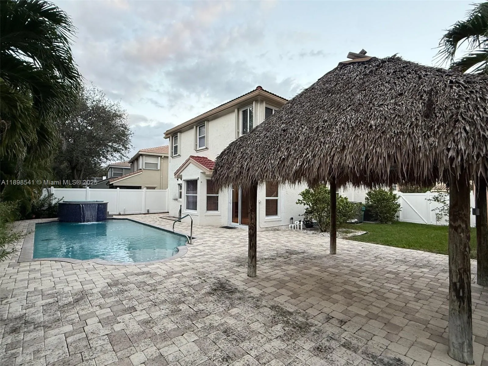 8152 Mystic Harbor Cir
