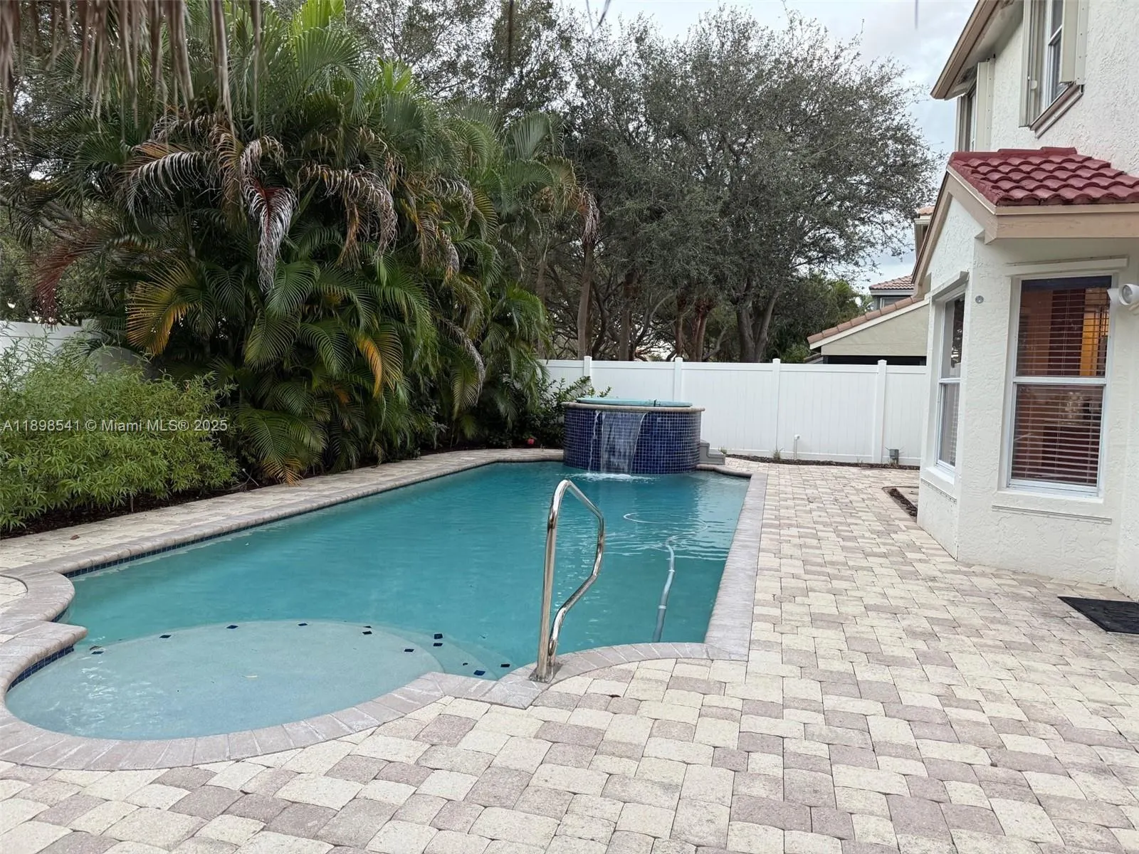 8152 Mystic Harbor Cir