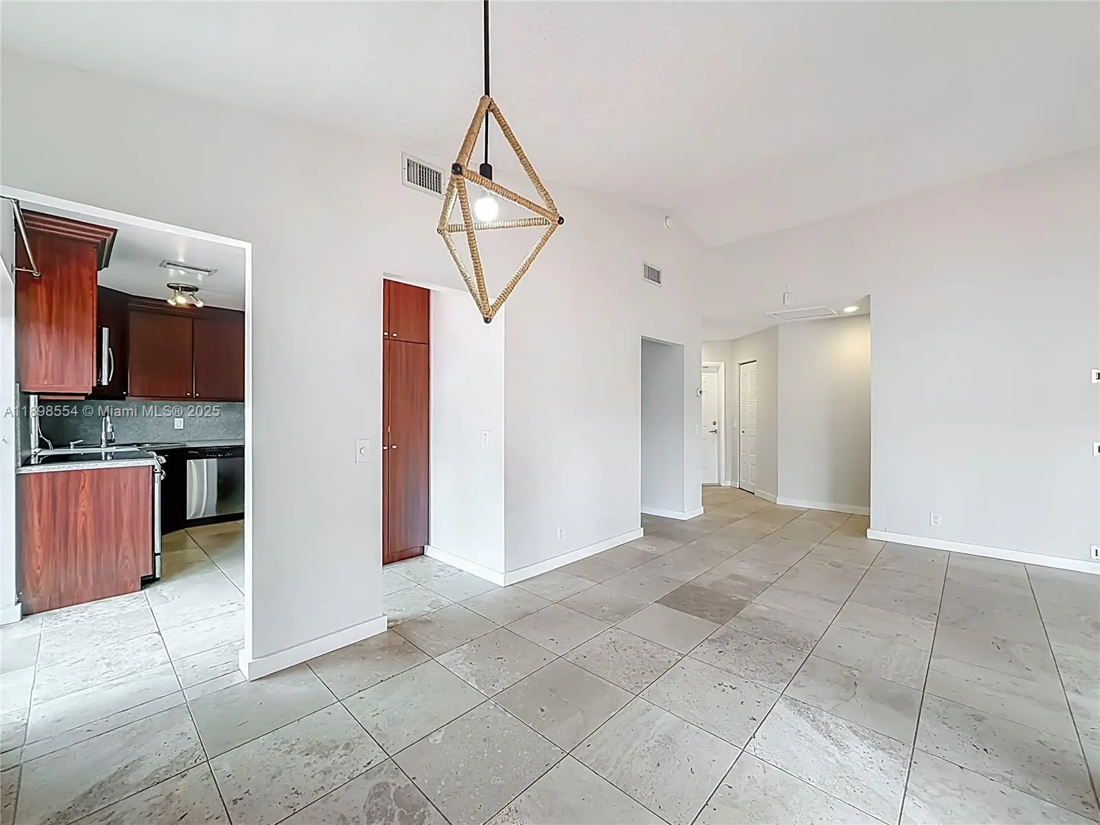 1485 Springside Dr