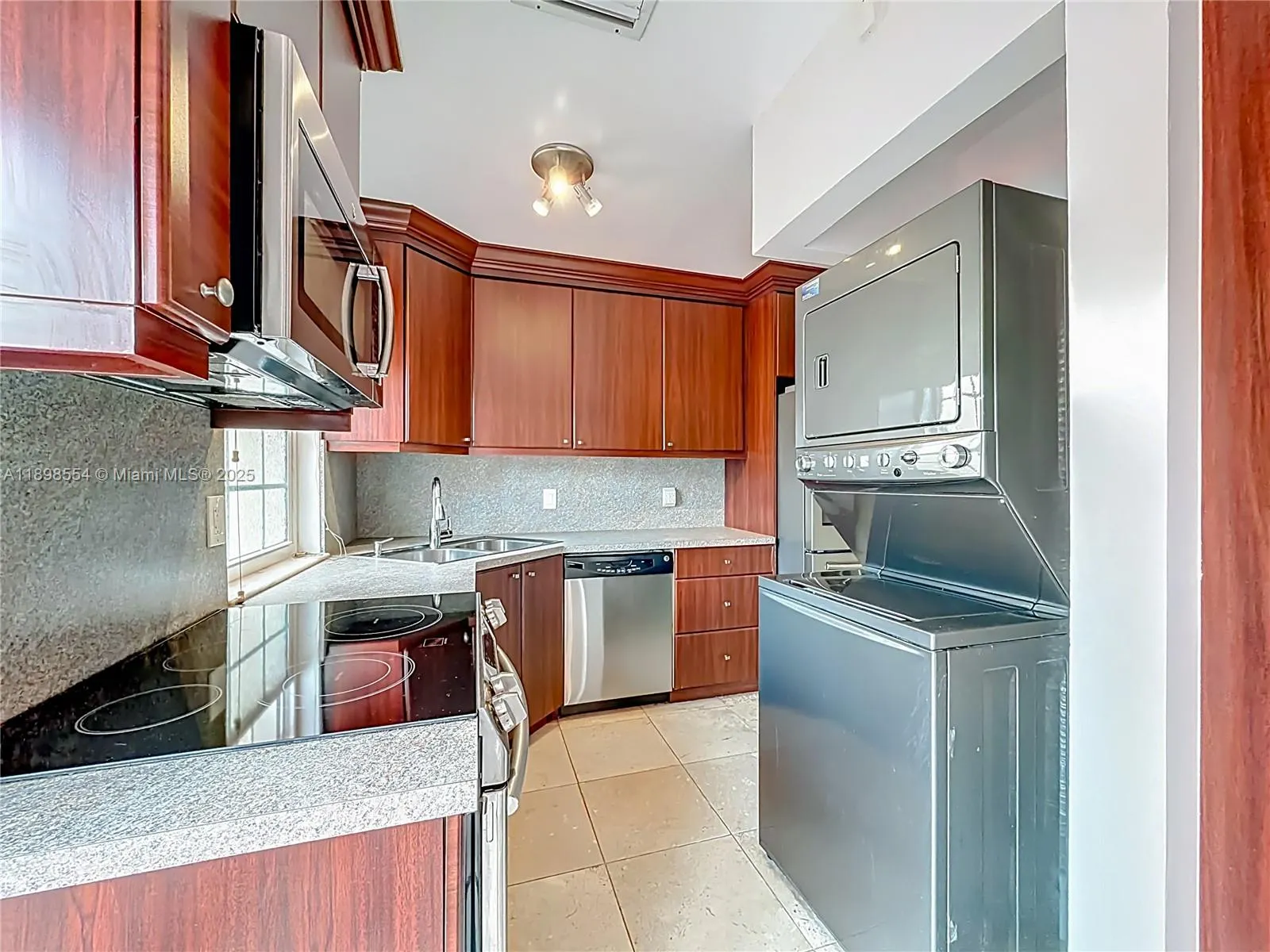 1485 Springside Dr
