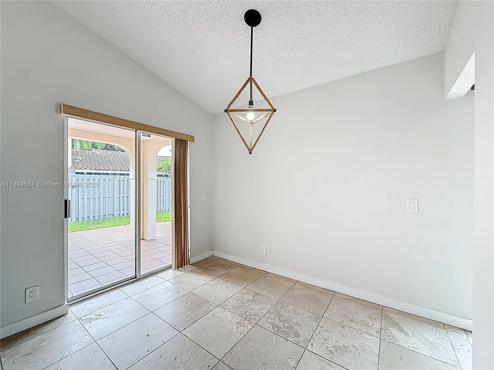 1485 Springside Dr