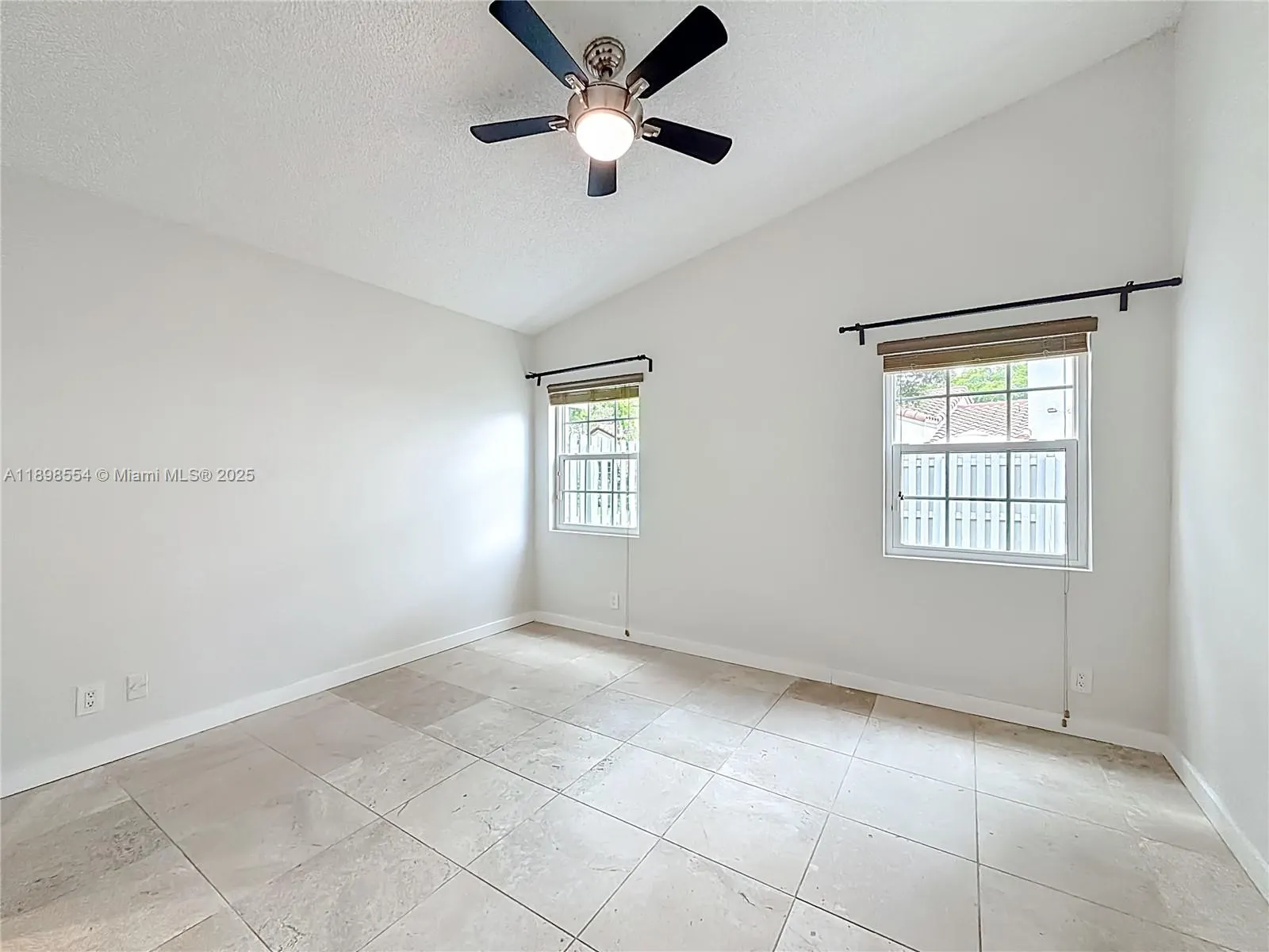 1485 Springside Dr