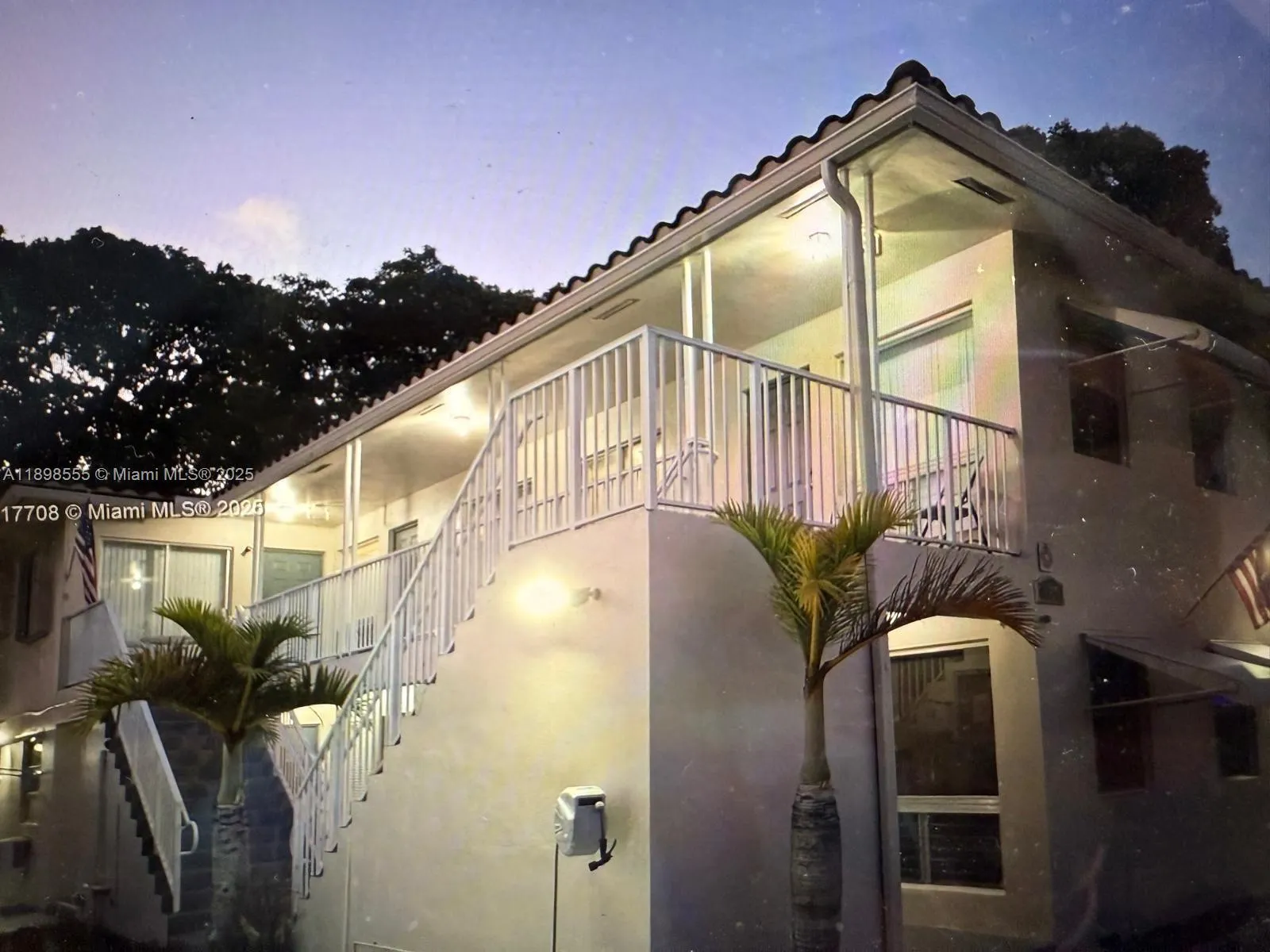 3031 NE 21 Ter, #1