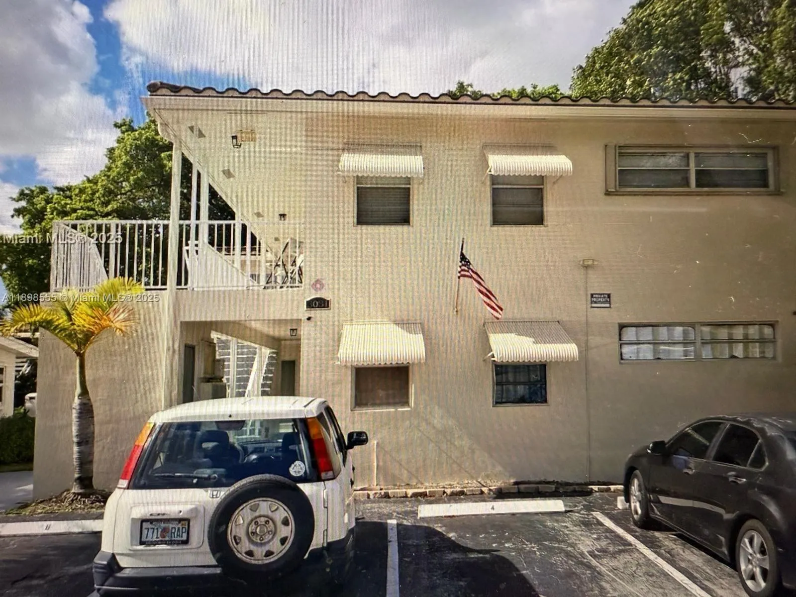 3031 NE 21 Ter, #1