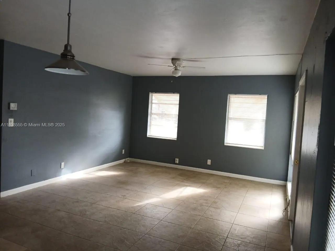 3031 NE 21 Ter, #1