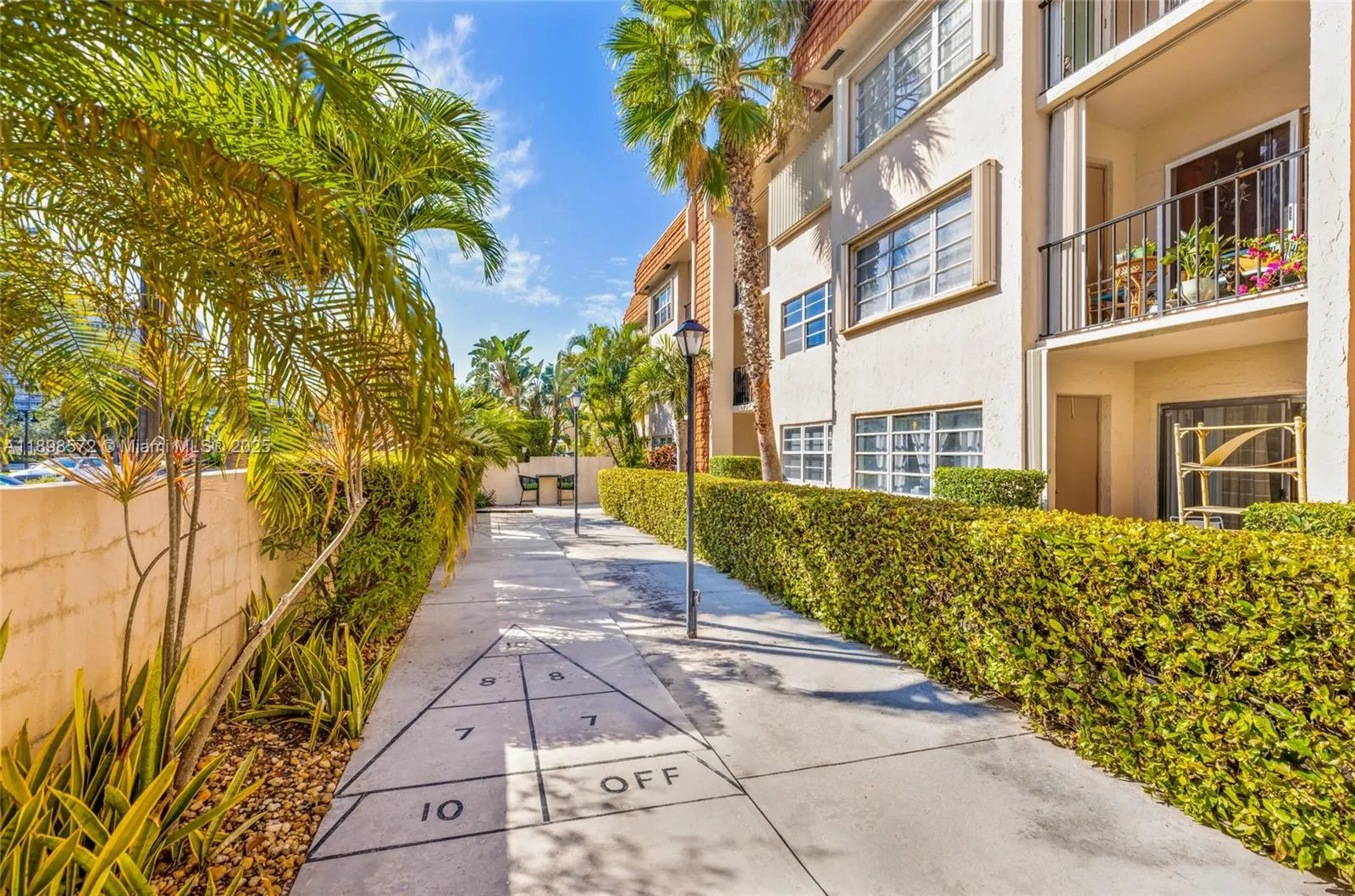 4143 N Ocean Blvd, #104