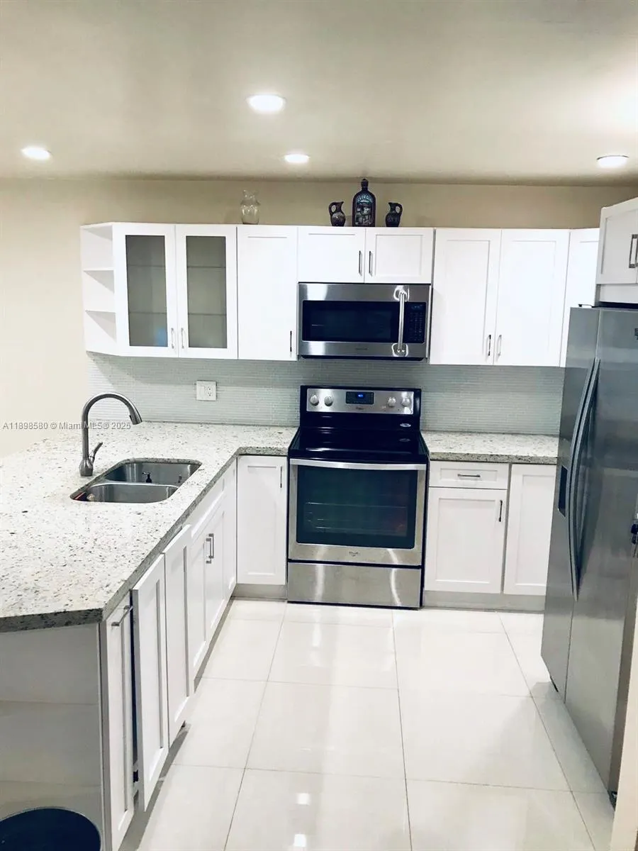 5790 Stirling Rd, #108