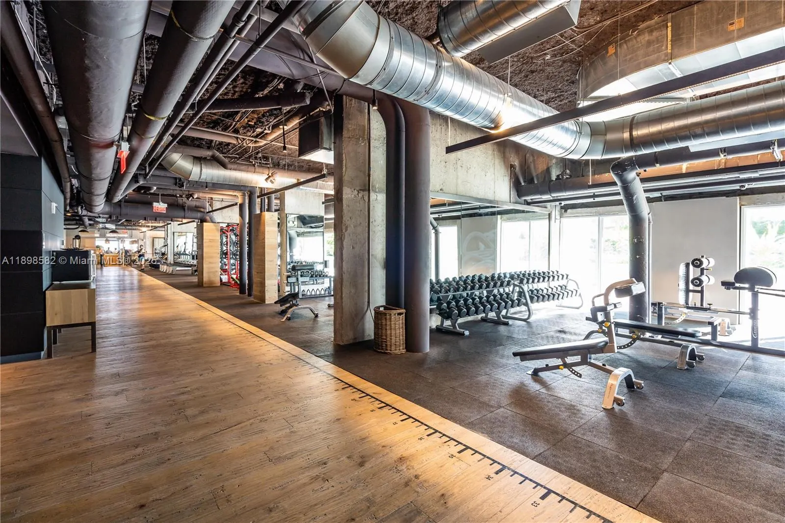 2301 Collins Ave, #1543