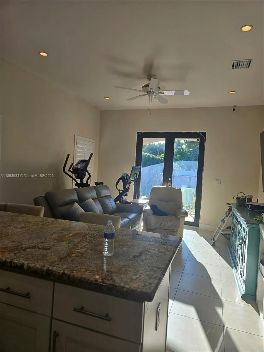 2030 SW 60th Ave, #0