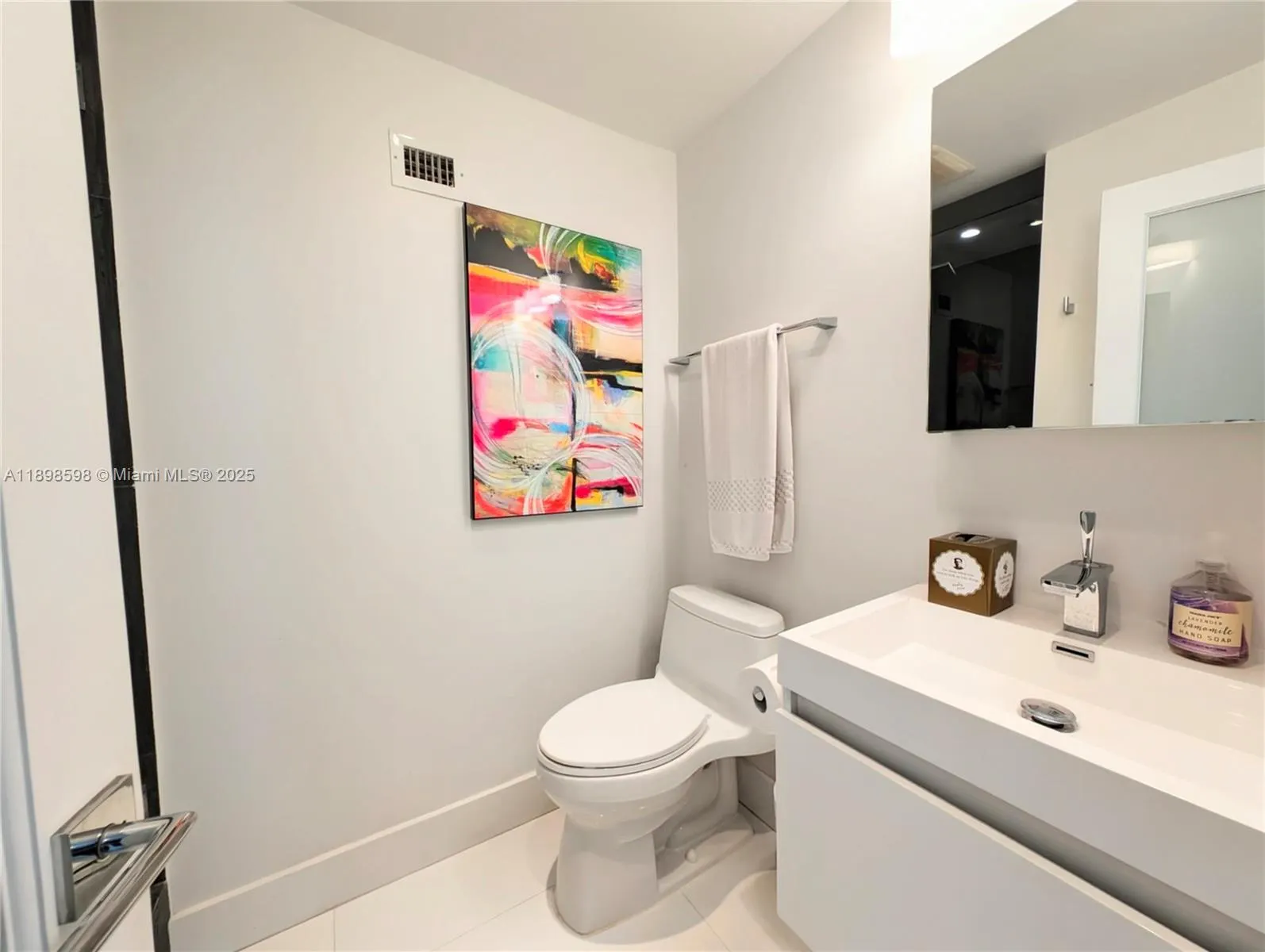100 Lincoln Rd, #1008