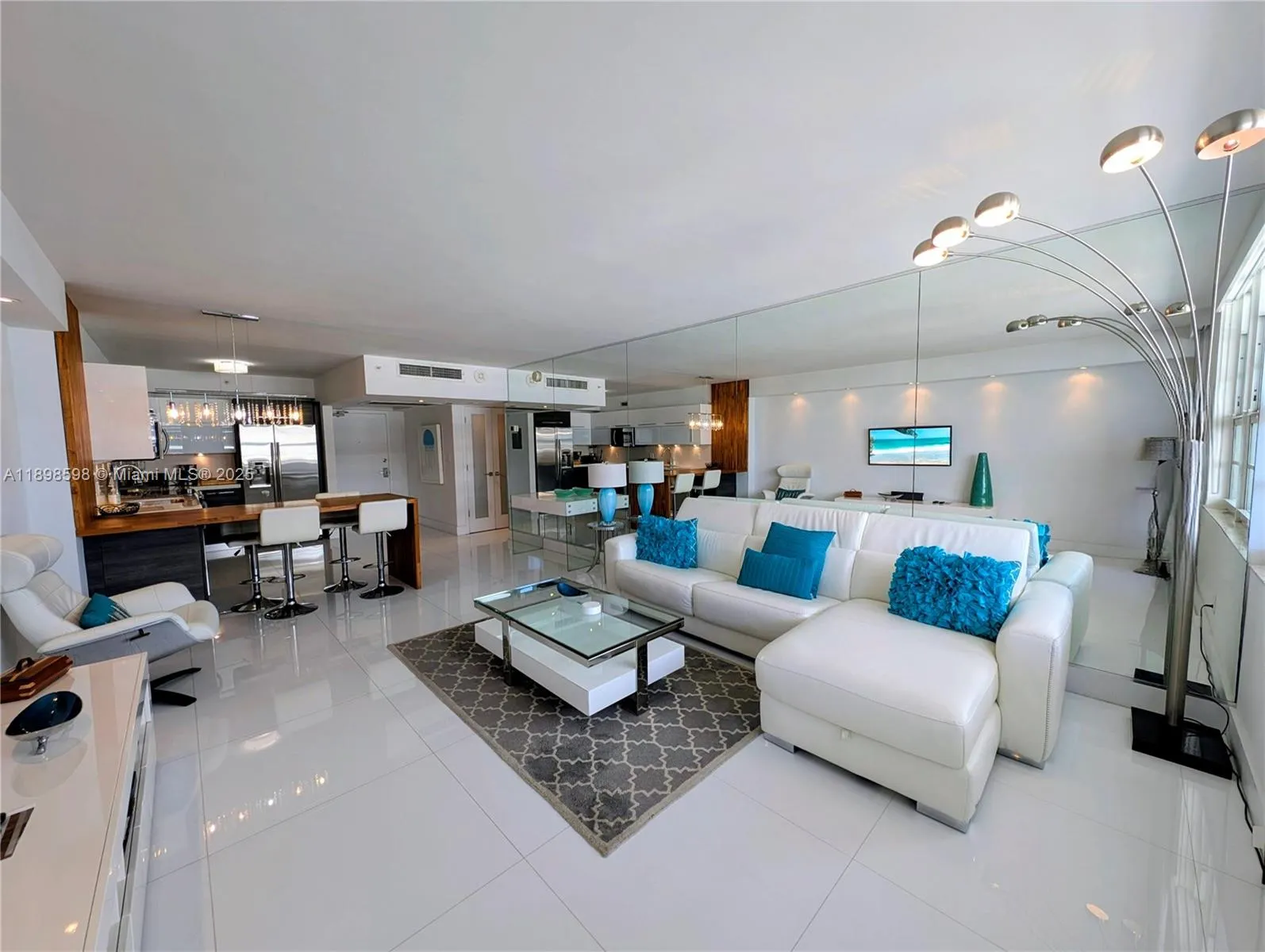 100 Lincoln Rd, #1008