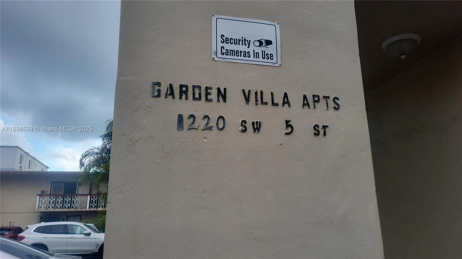 1220 SW 5th St, #17