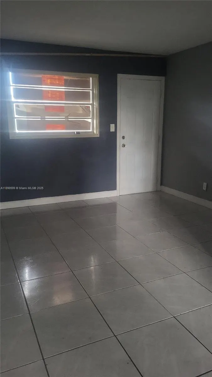 1220 SW 5th St, #17