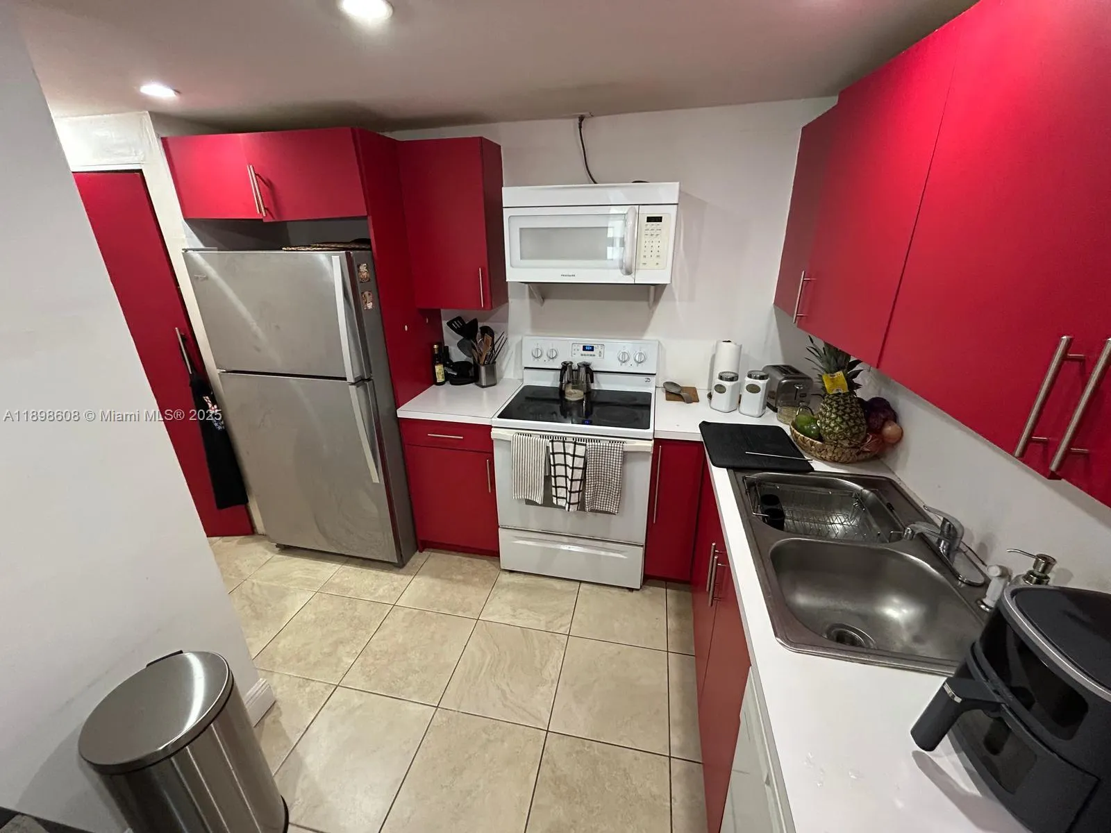 7545 E Treasure Dr, #3B