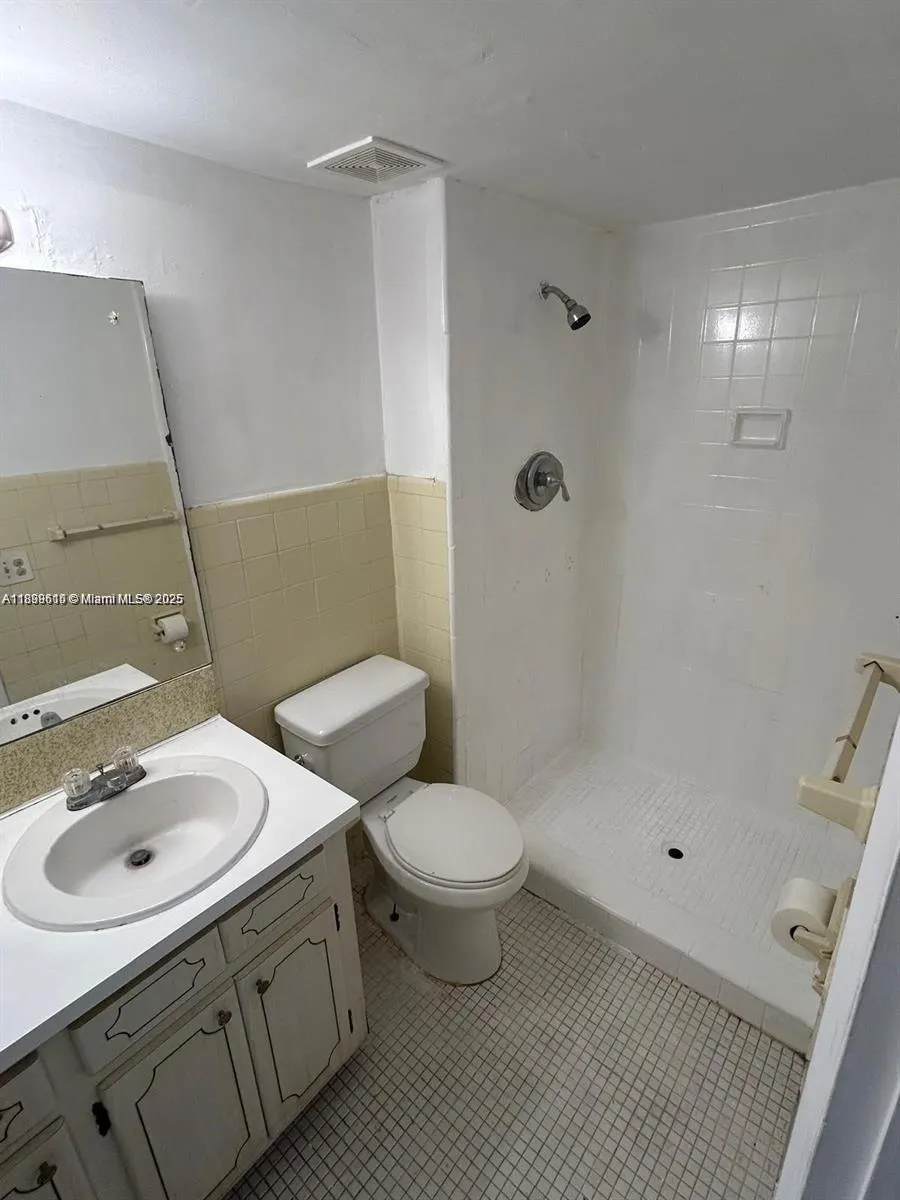 2005 Sans Souci Blvd, #105