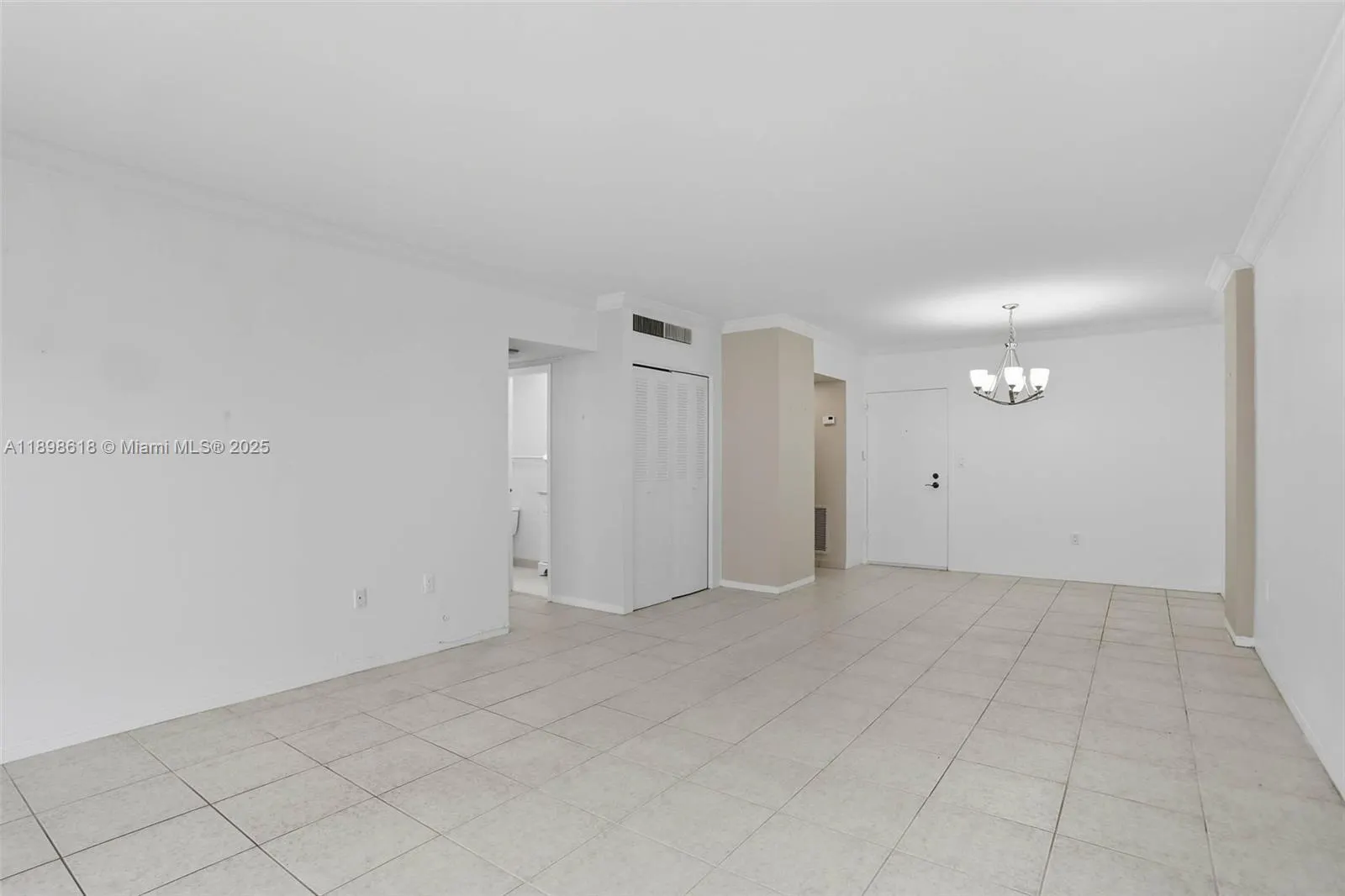 800 West Ave, #506