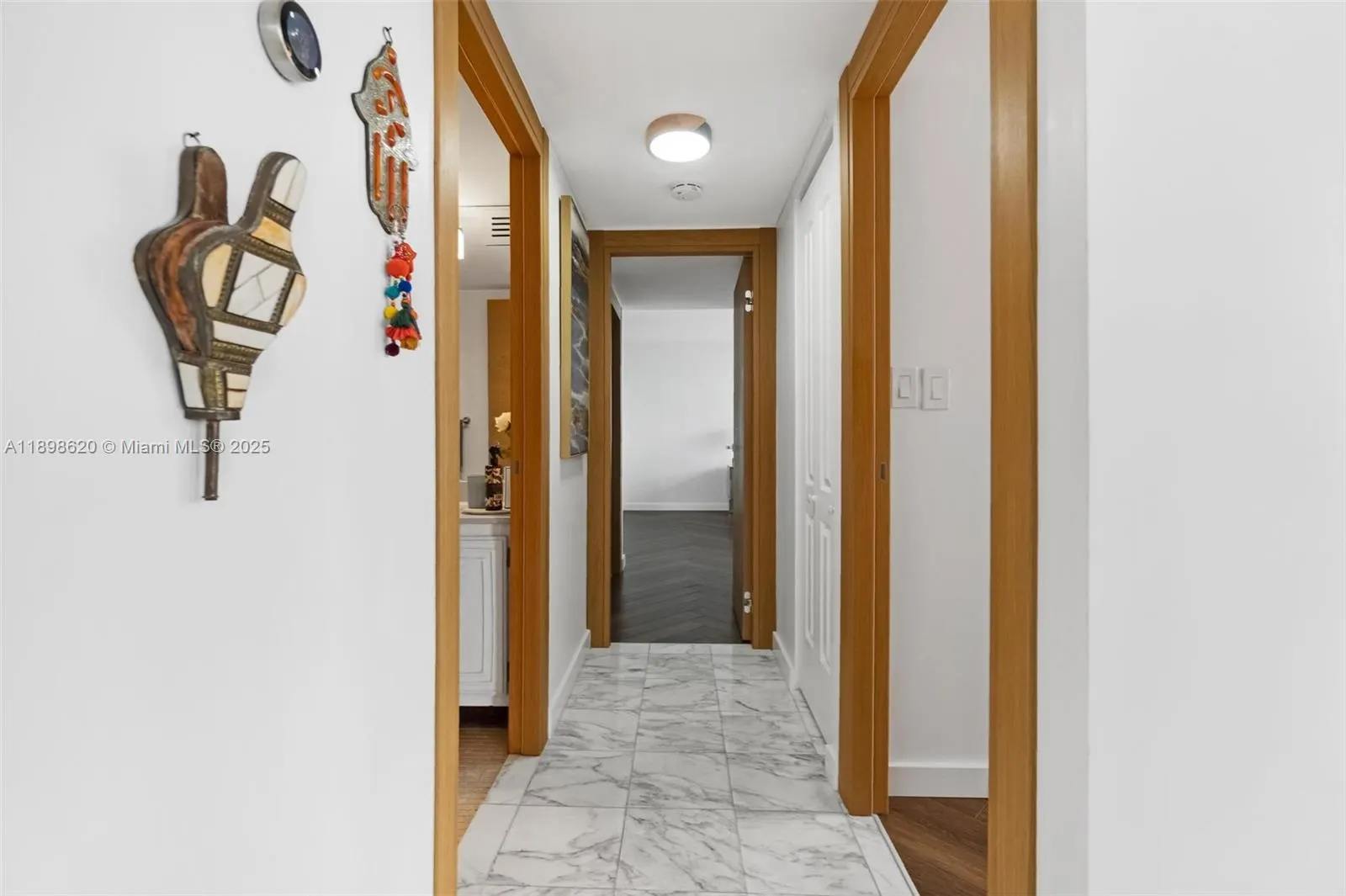 1000 Parkview Dr, #809