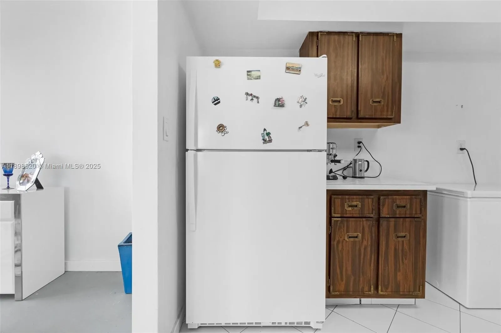 1000 Parkview Dr, #809