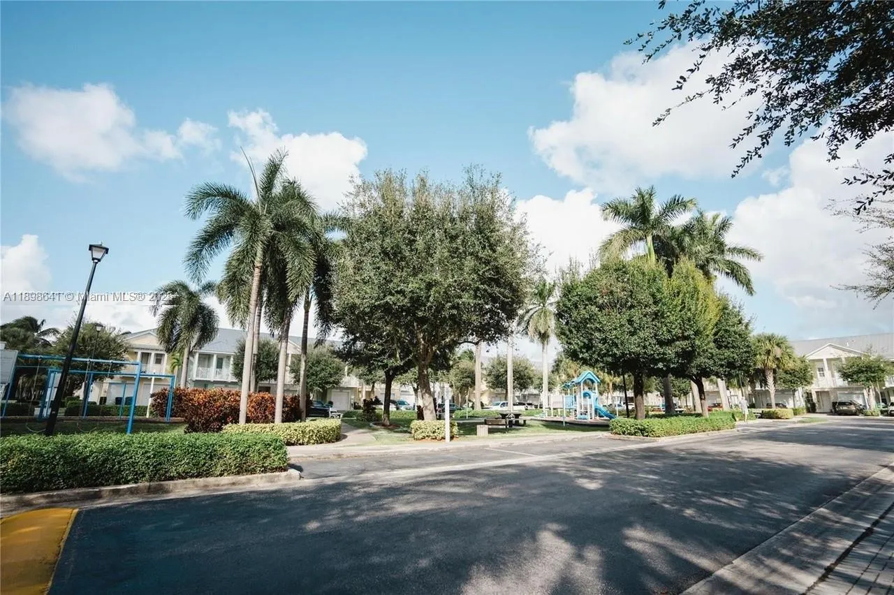 7406 NW 108th Path, #7406