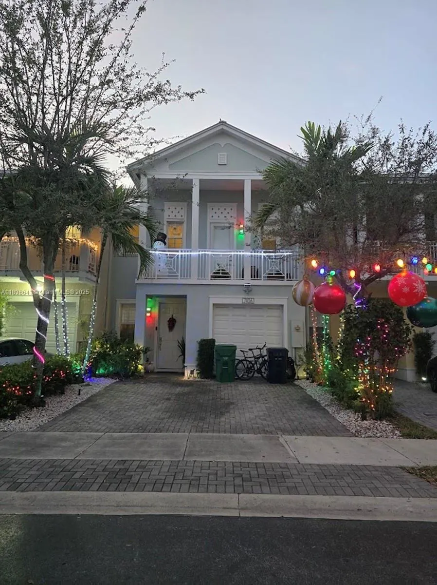 7406 NW 108th Path, #7406
