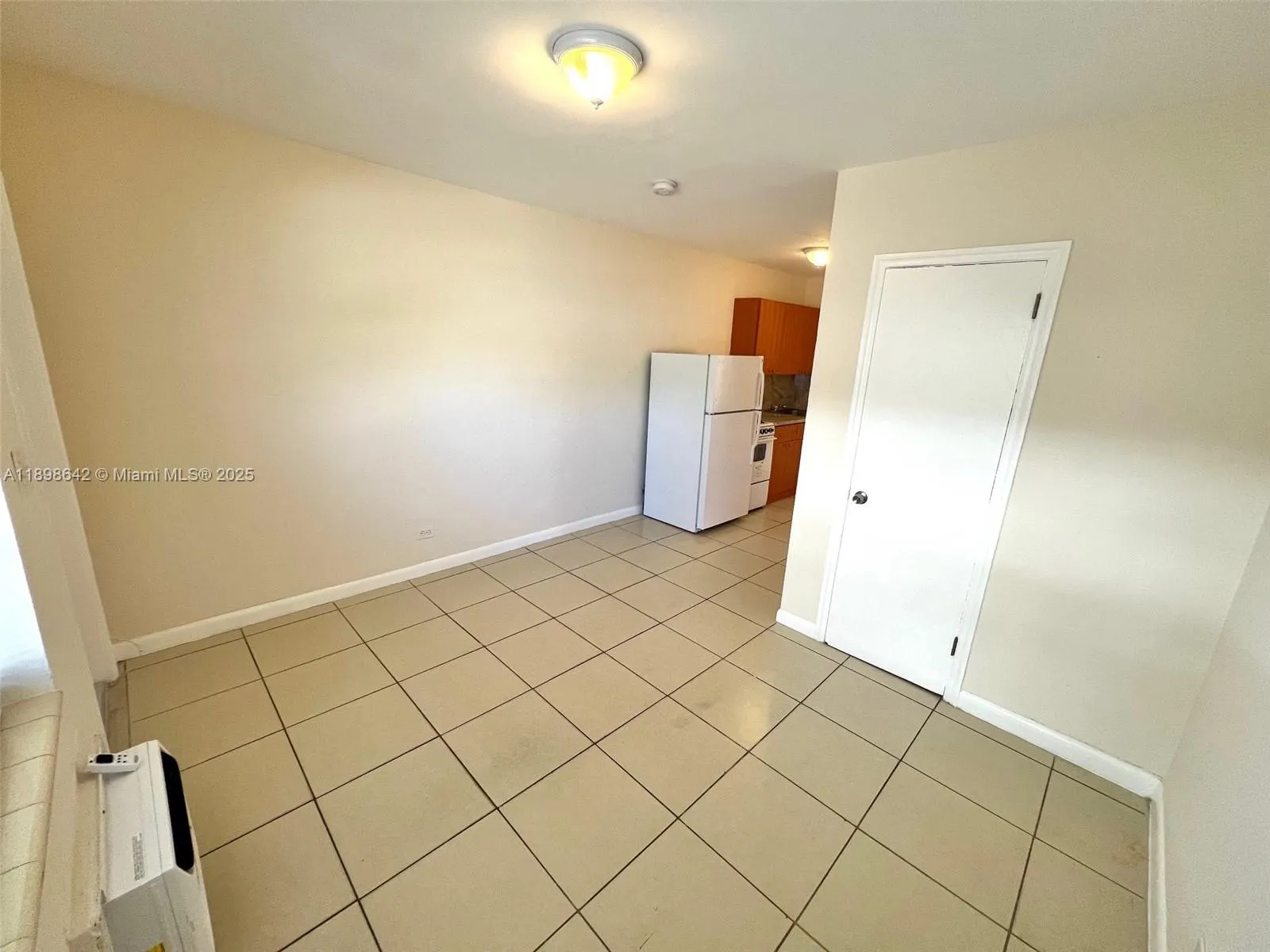 700 NE 85th St, #14