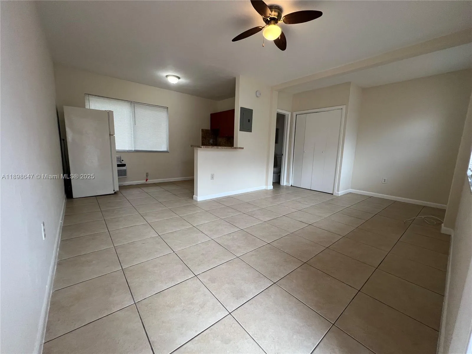 690 NE 85th St, #3D