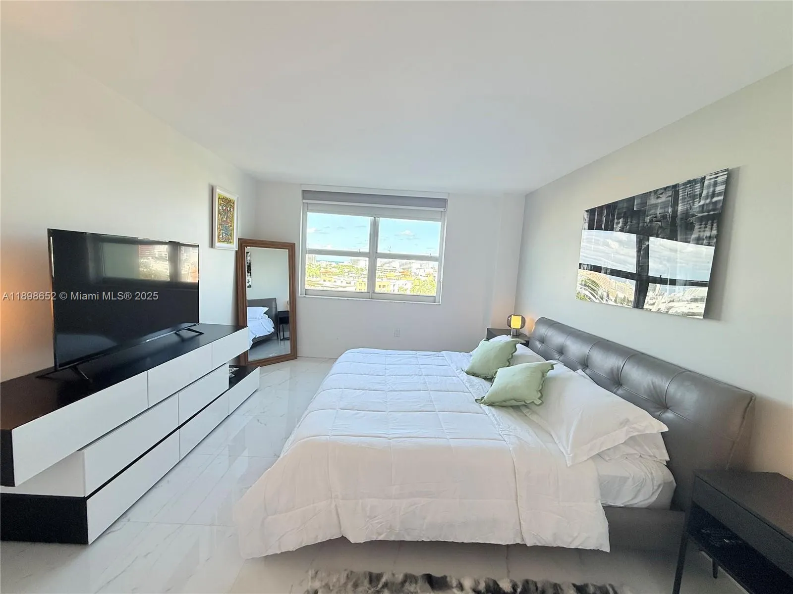 90 Alton Rd, #909