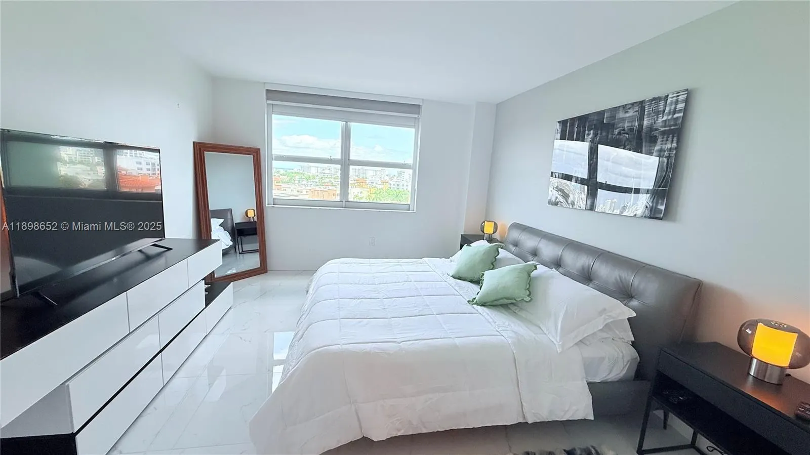 90 Alton Rd, #909