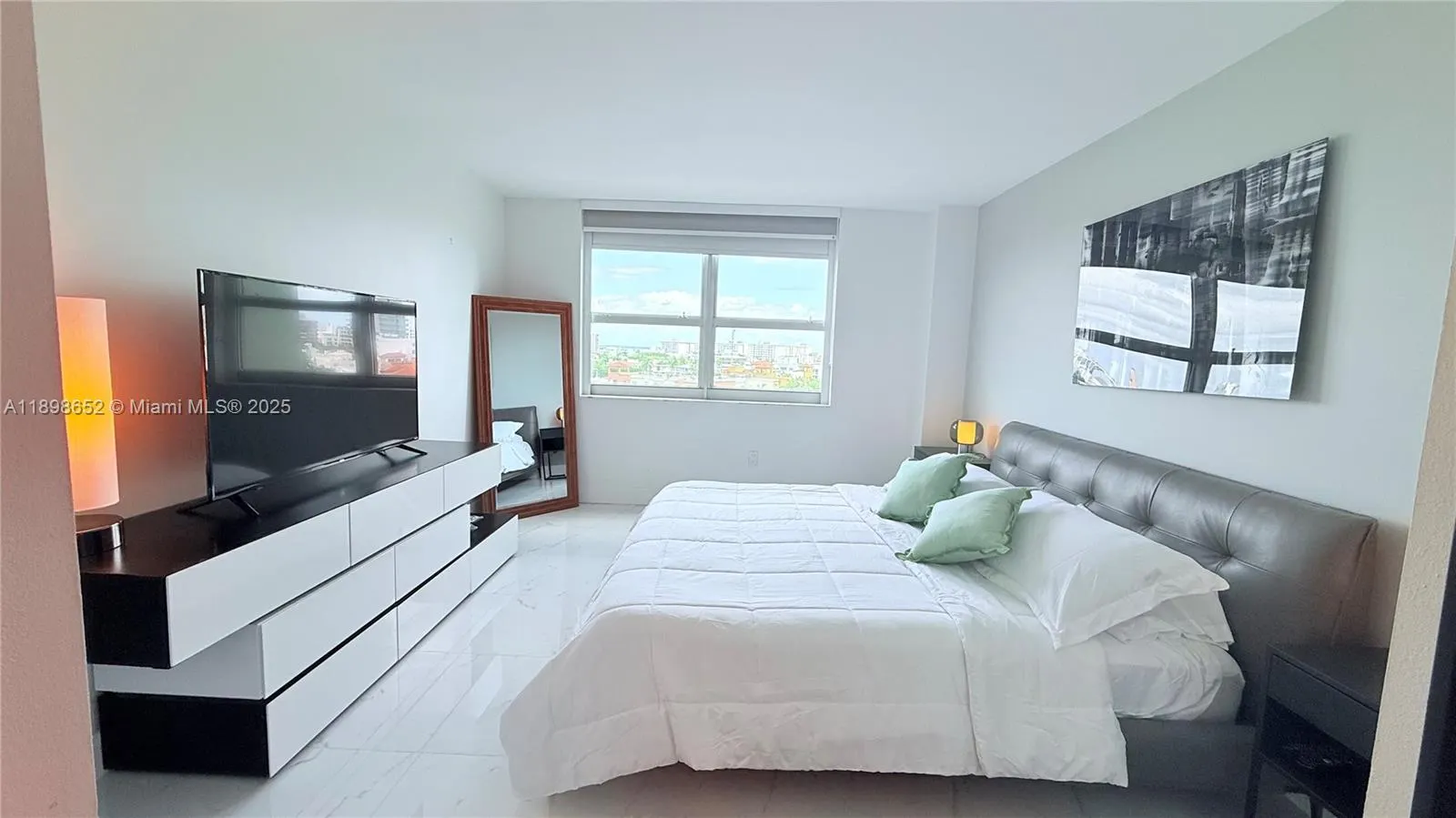 90 Alton Rd, #909