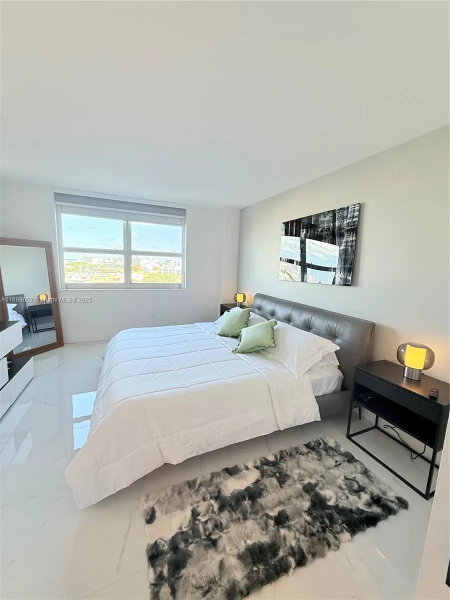 90 Alton Rd, #909