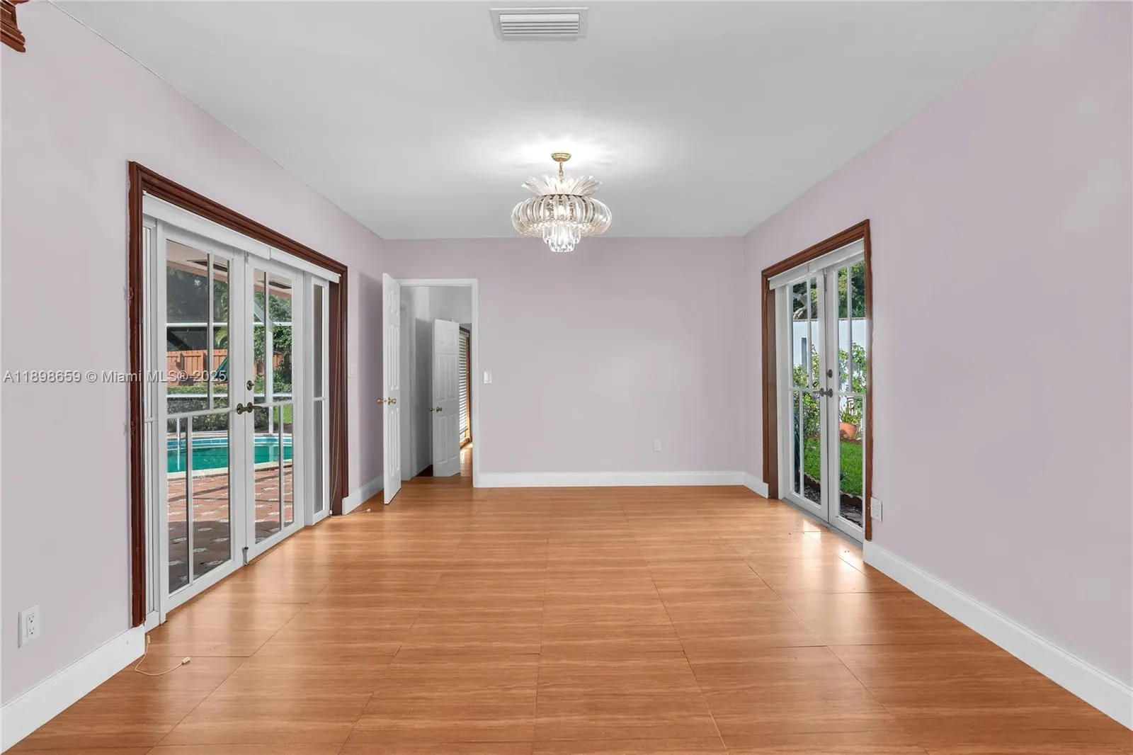 17320 SW 89th Ave