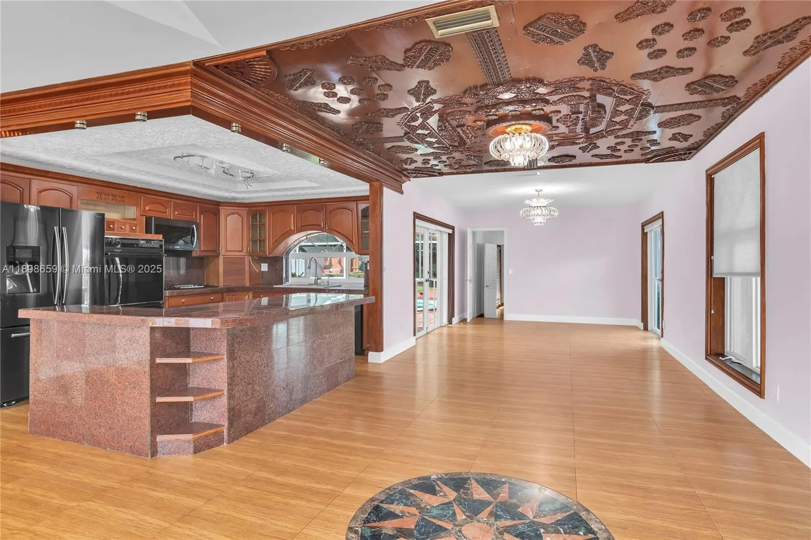 17320 SW 89th Ave