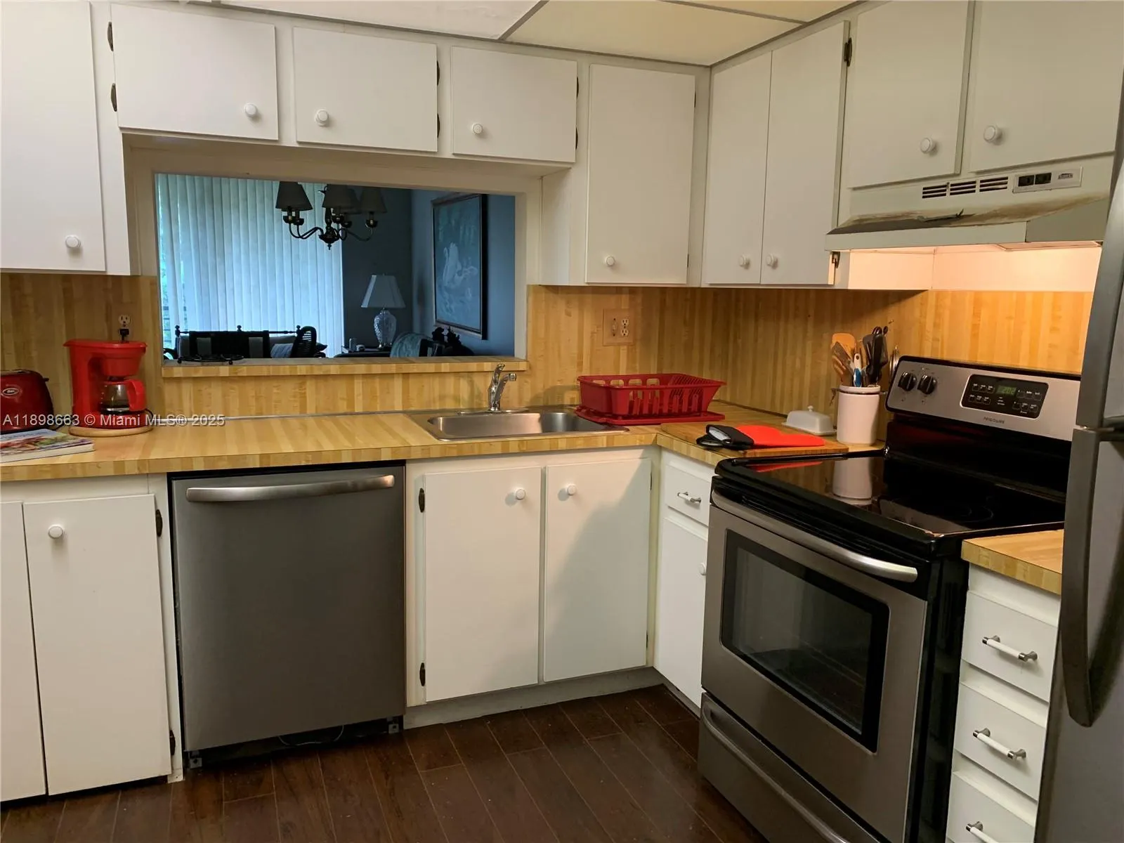 900 Colony Point Cir, #305