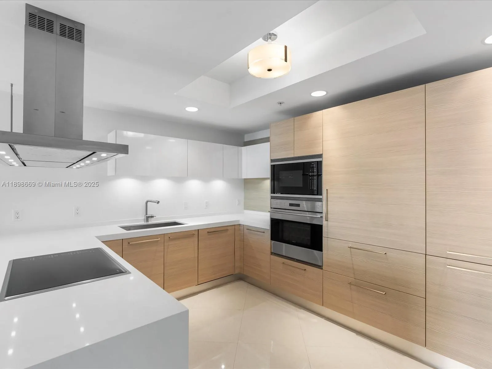 17301 Biscayne Blvd, #1704