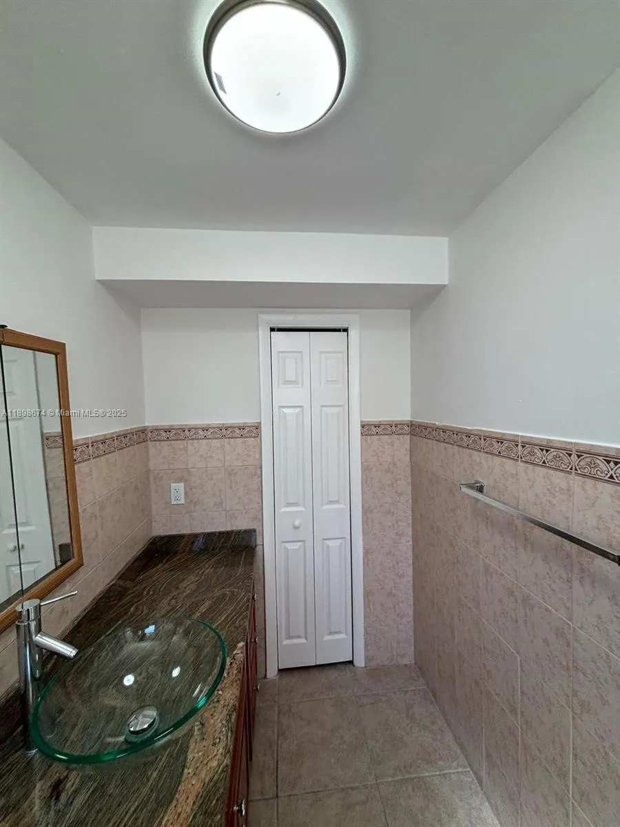 215 SE 3rd Ave, #107A
