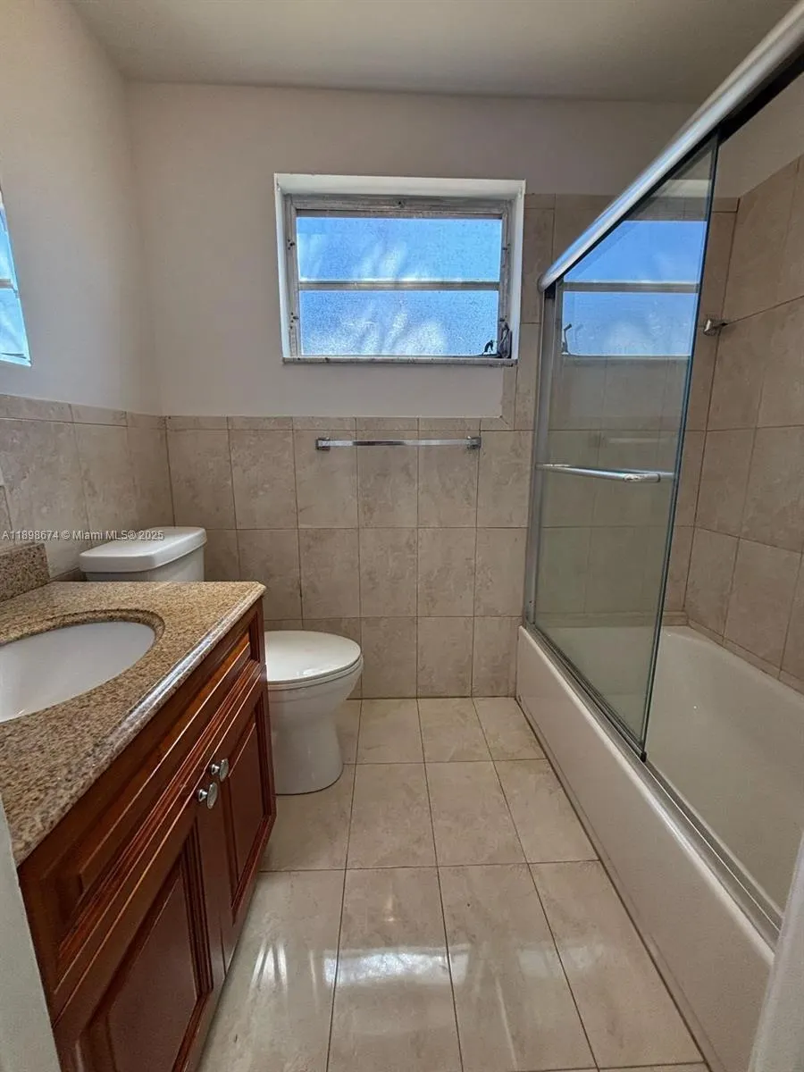 215 SE 3rd Ave, #107A