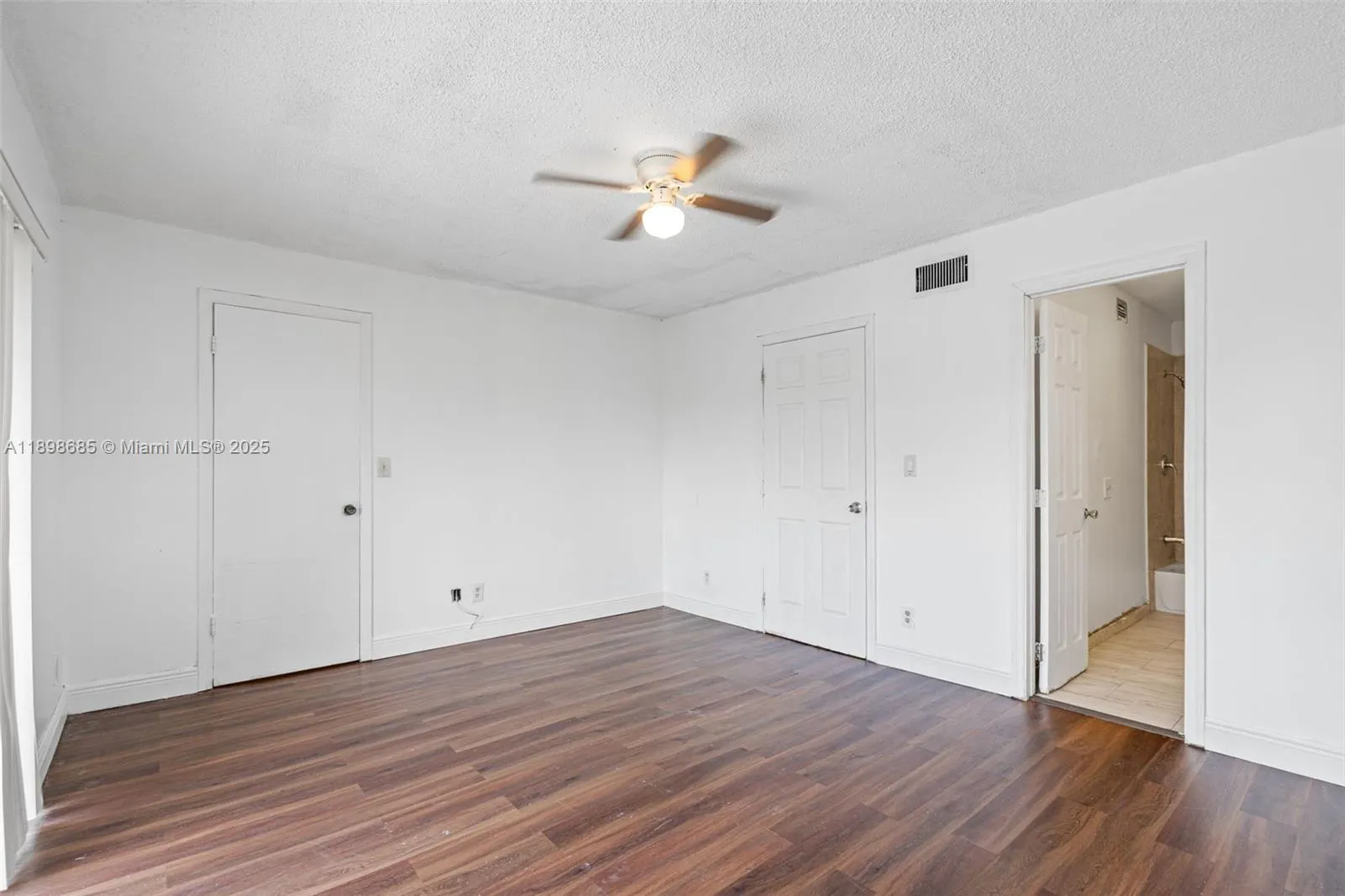 941 SW 20th Ct