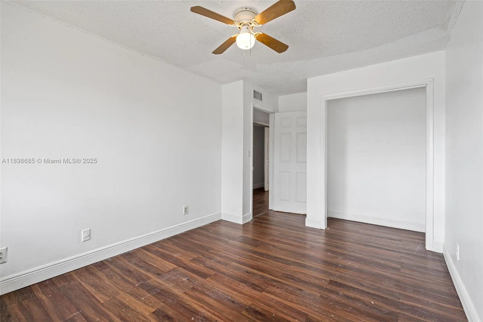 941 SW 20th Ct