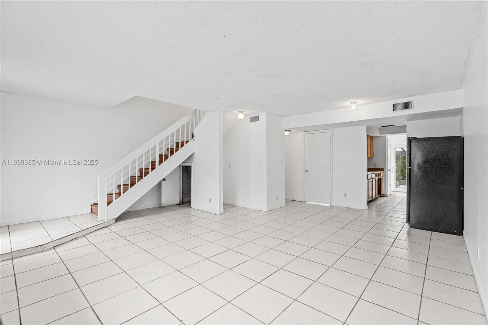 941 SW 20th Ct