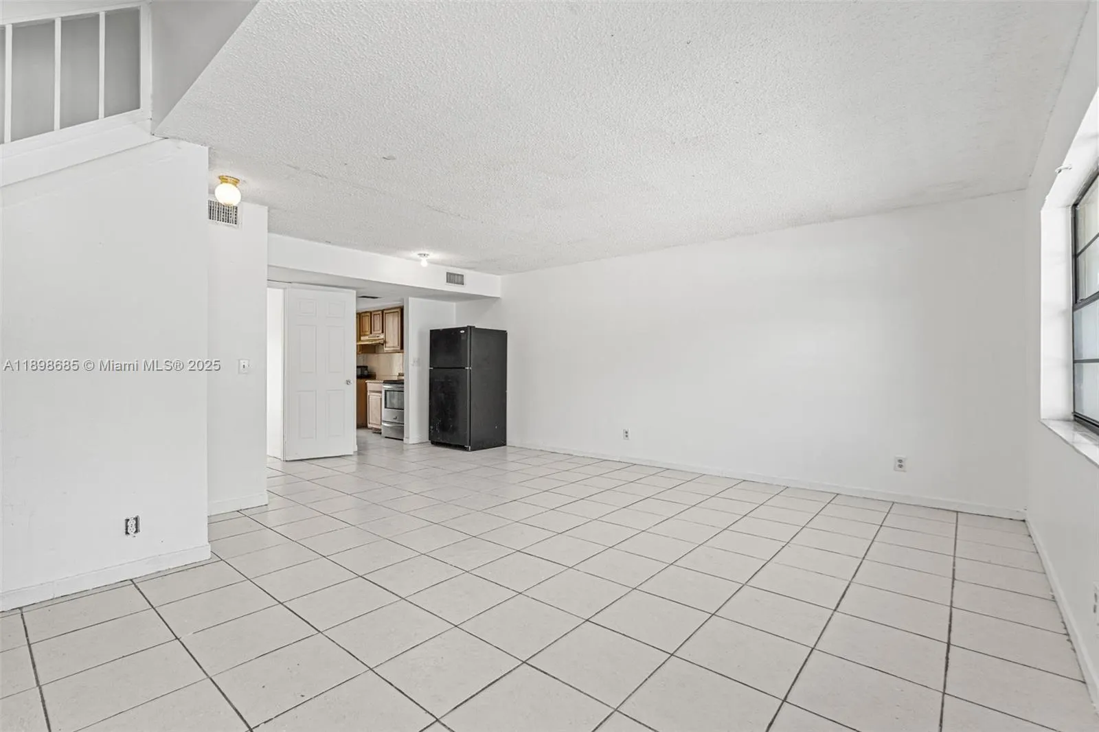 941 SW 20th Ct